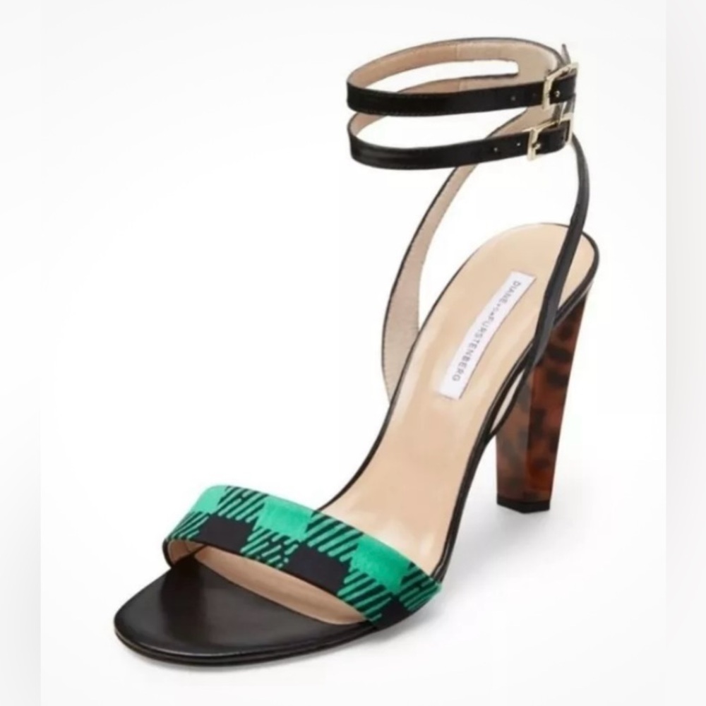 ❤️ NWT DVF Made in ITALY leather Green and Black Strappy tortoise Heels.Size:9B